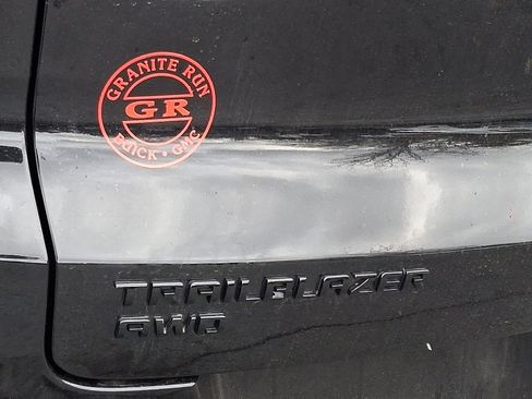 Used 2022 Chevrolet TrailBlazer RS w/ Sun and Liftgate Package image 32