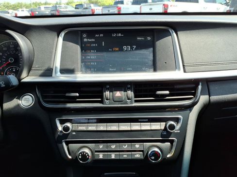 Used 2020 Kia Optima SE FWD image 19