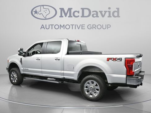 Used 2018 Ford F250 Lariat w/ Lariat Ultimate Package AWD/4WD image 6