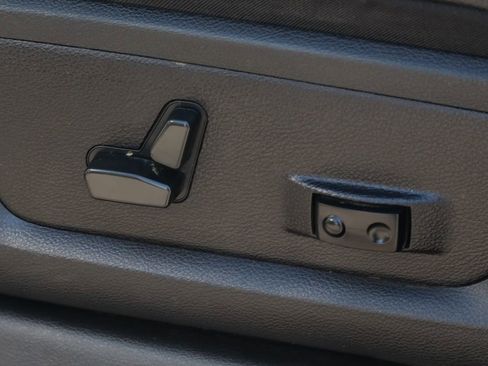 Used 2021 RAM 3500 Laramie AWD/4WD image 18