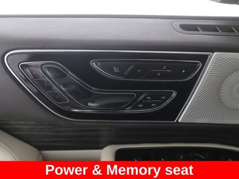 Used 2021 Lincoln Navigator Black Label w/ Special Edition Package AWD/4WD image 20