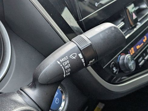 Used 2022 Toyota Camry SE w/ Audio Upgrade Package image 26