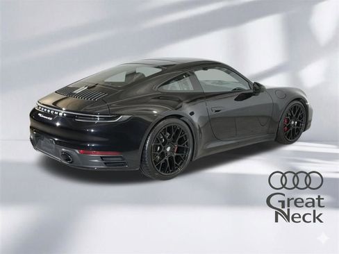 Used 2022 Porsche 911 Carrera 4S image 9