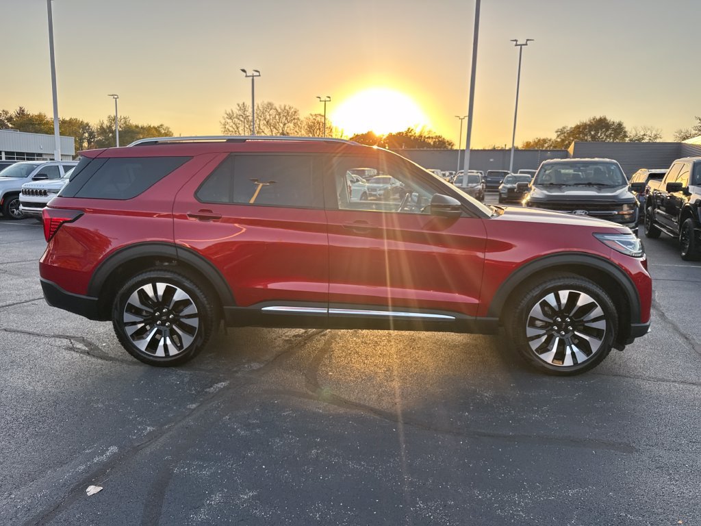 Used 2026 Ford Explorer Platinum w/ LUX Leather Package AWD/4WD image 6