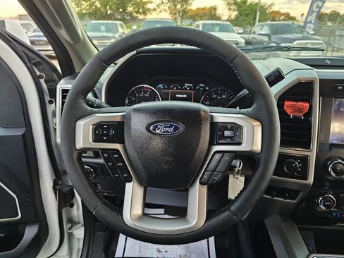 Used 2020 Ford F250 Lariat w/ Lariat Value Package image 17