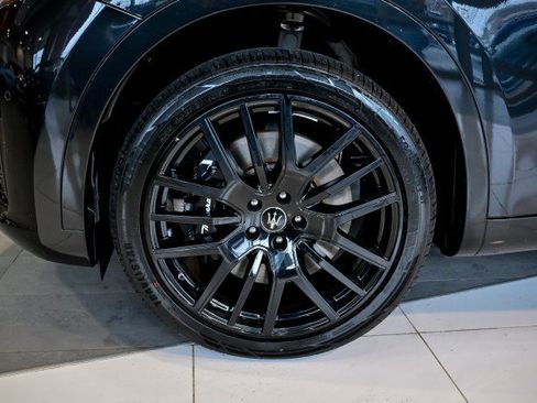 Used 2022 Maserati Levante Modena image 44