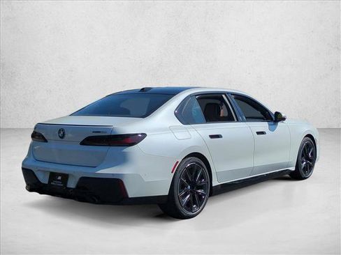 New 2026 BMW i7 eDrive50 w/ M Sport Package image 5