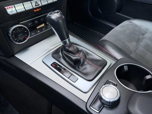 Used 2013 Mercedes-Benz C 300 C 300 Sport 4MATIC AWD 4dr Sed image 40