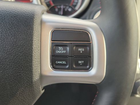 Used 2018 Dodge Journey GT image 28