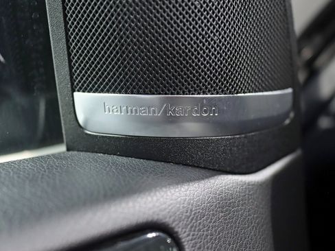 Used 2018 Mercedes-Benz GLE 350 4MATIC w/ Premium 1 Package image 32
