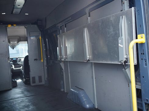 Used 2020 Ford Transit 250 148 High Roof Extended RWD image 12