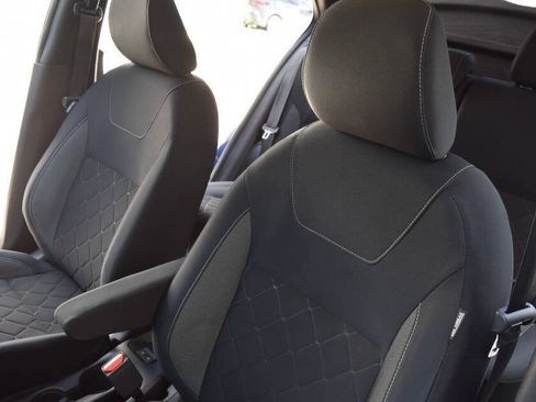 Used 2018 Nissan Kicks SV FWD image 37