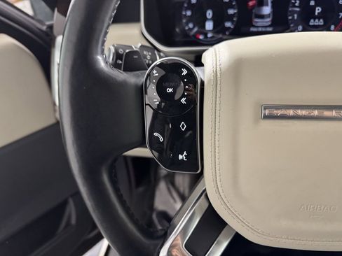 Used 2018 Land Rover Range Rover HSE image 19