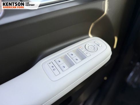 Used 2025 Hyundai Santa Fe Calligraphy image 24