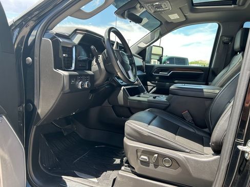 Used 2024 GMC Sierra 3500 Denali w/ Denali Reserve Package AWD/4WD image 11