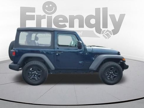 Used 2025 Jeep Wrangler Sport AWD/4WD image 6