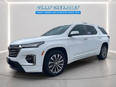 Used 2023 Chevrolet Traverse Premier image 4