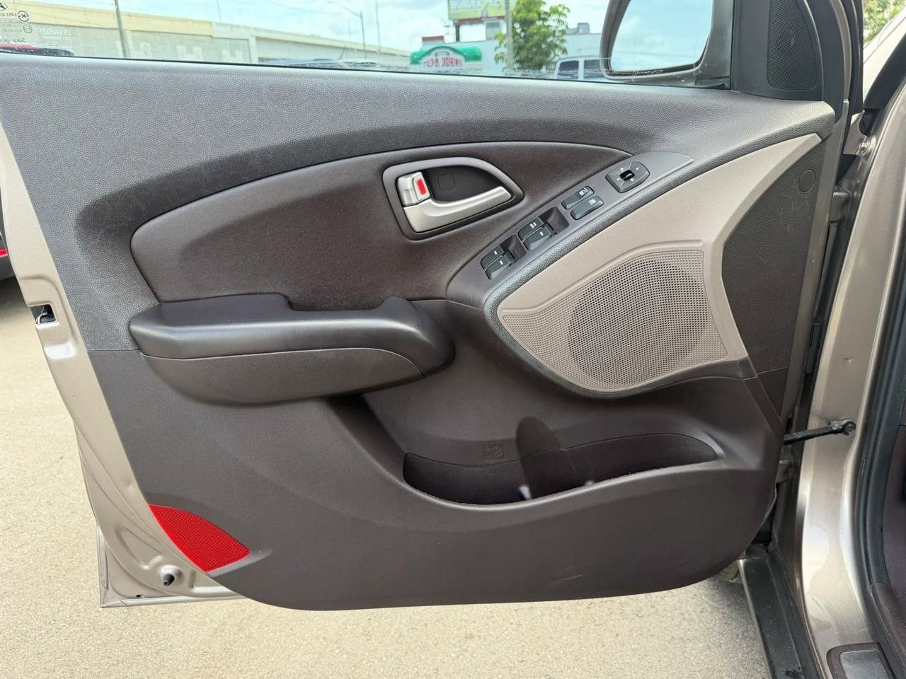 Used 2013 Hyundai Tucson Limited FWD image 25