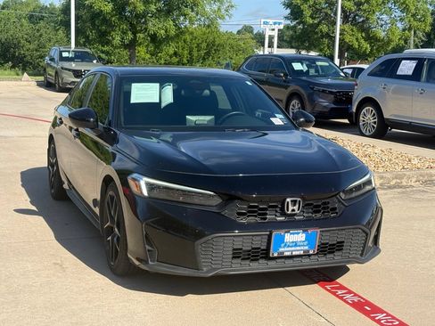 Used 2025 Honda Civic Sport image 8