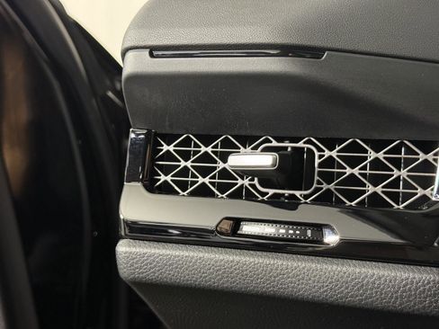 Used 2023 Honda Accord Touring image 19