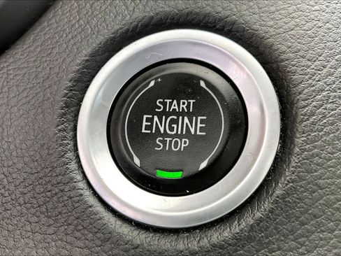 Used 2023 Cadillac XT4 Luxury w/ Cold Weather Package image 34