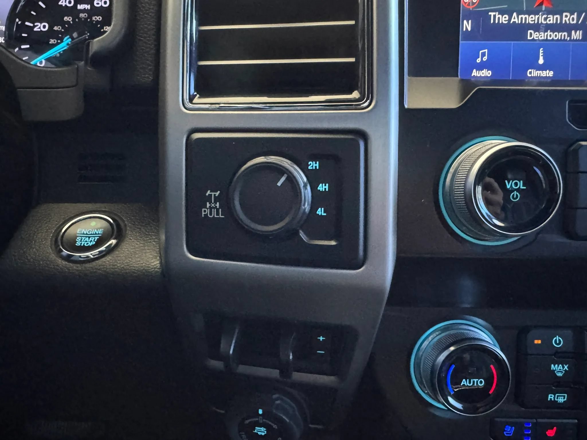 Used 2020 Ford F250 Platinum AWD/4WD image 29
