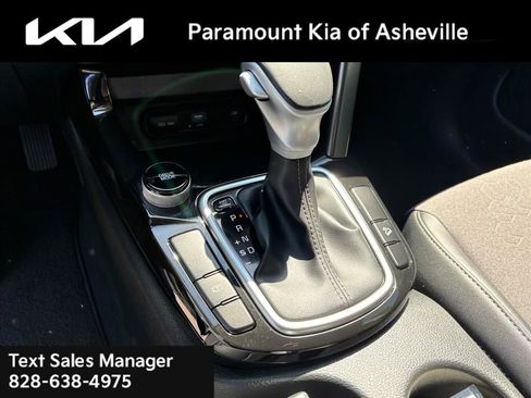 Certified 2025 Kia Seltos S FWD image 27