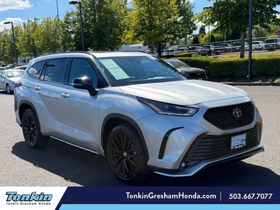 Used 2025 Toyota Highlander XSE