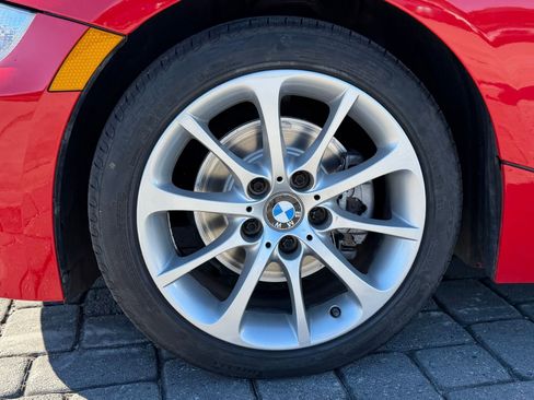 Used 2006 BMW Z4 3.0i image 10