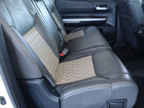 Used 2017 Toyota Tundra SR5 image 34