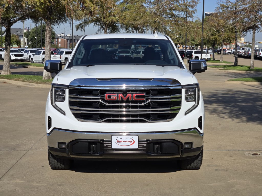 Used 2023 GMC Sierra 1500 SLT w/ SLT Premium Package AWD/4WD image 2