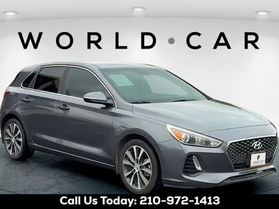 Used 2018 Hyundai Elantra GT w/ Style Package 02
