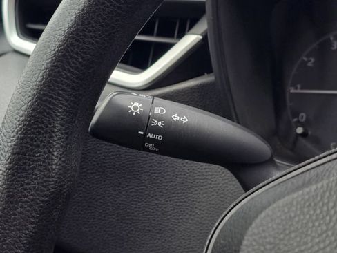 Used 2023 Toyota Corolla LE FWD image 26