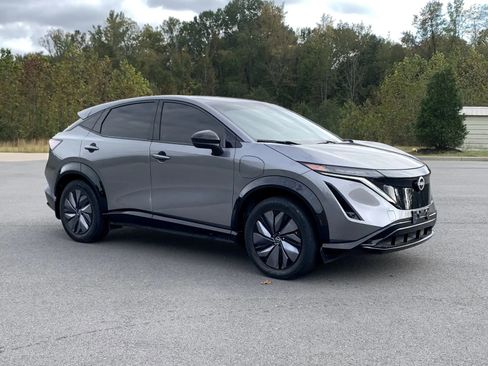 Used 2023 Nissan Ariya AWD image 1