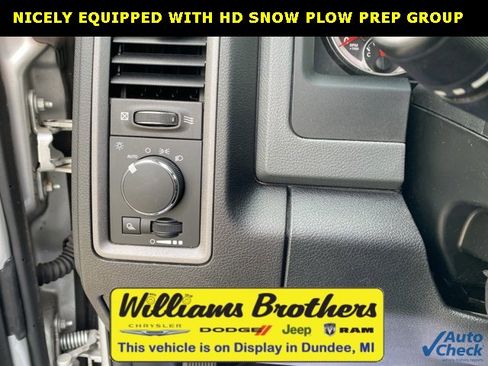 Used 2016 RAM 2500 Tradesman w/ Chrome Appearance Group image 15