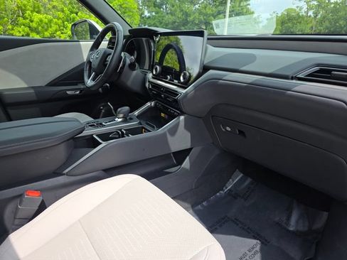 Used 2025 Lexus TX 350 AWD image 9