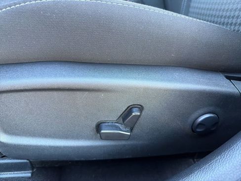 Used 2023 Dodge Charger SXT image 14