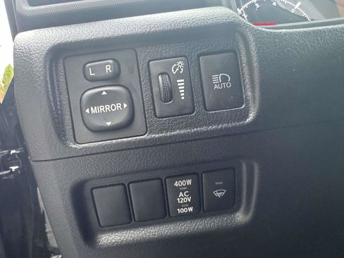 Used 2024 Toyota 4Runner SR5 image 21