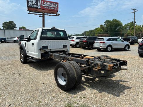 Used 2019 Ford F550 4x4 Regular Cab Super Duty image 3