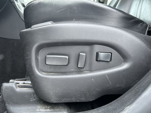 Used 2012 Cadillac SRX Premium w/ LPO, Protection Package image 15