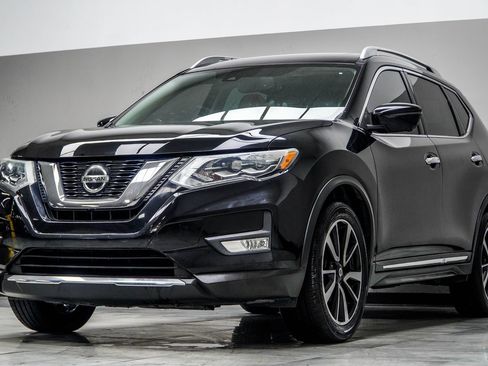 Used 2018 Nissan Rogue SL w/ Premium Package FWD image 9