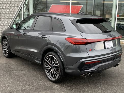 New 2026 Audi SQ5 Premium Plus AWD/4WD image 3