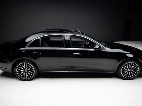 Used 2023 Mercedes-Benz S 580 4MATIC Sedan image 35