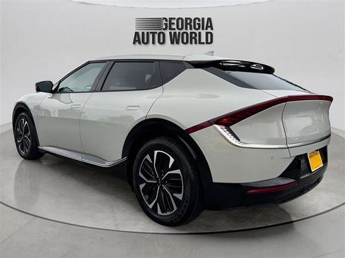 Used 2023 Kia EV6 Wind RWD image 12