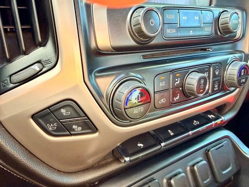Used 2014 GMC Sierra 1500 Denali AWD/4WD image 51