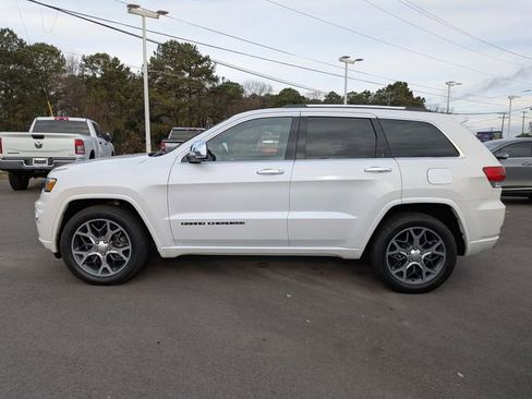 Used 2020 Jeep Grand Cherokee Overland image 6