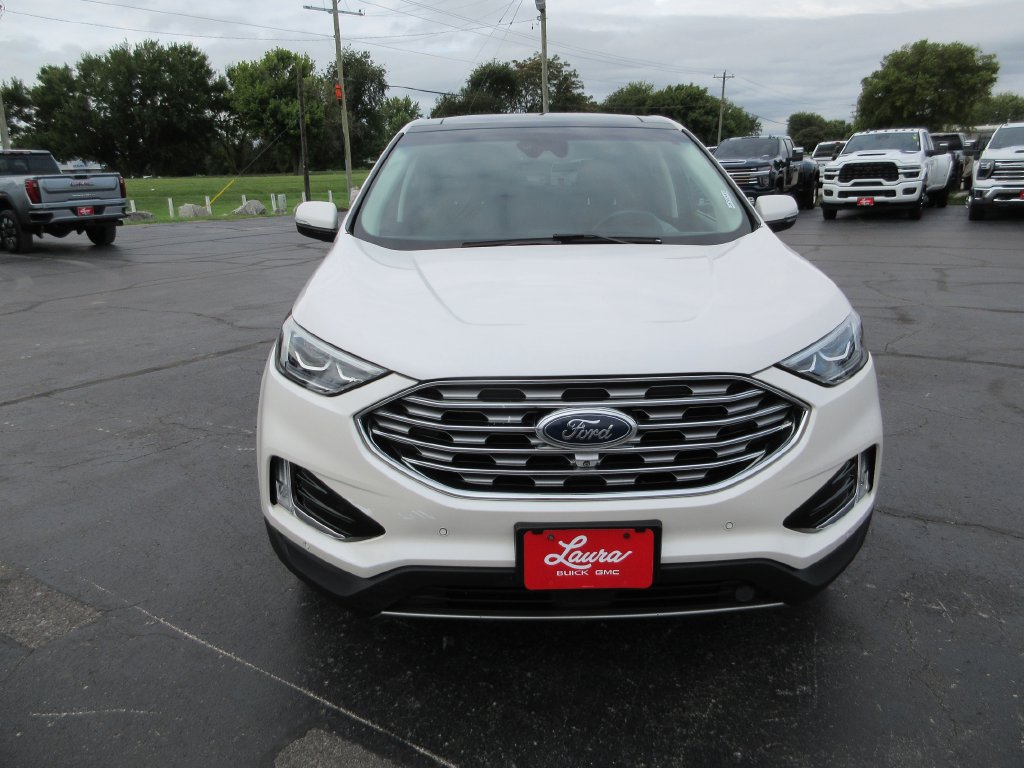 Used 2019 Ford Edge Titanium w/ Equipment Group 301A AWD/4WD image 13