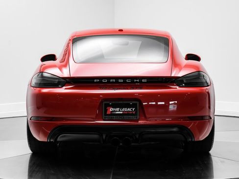 Used 2019 Porsche 718 Cayman GTS RWD image 13
