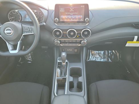Certified 2025 Nissan Sentra SV image 17