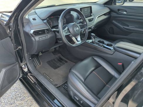 Used 2022 Nissan Altima 2.5 SR FWD image 10